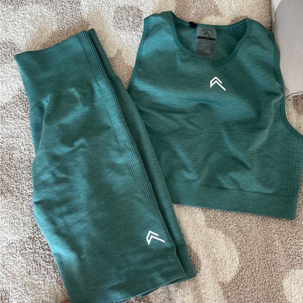Teal Activewear Set ONER active - Picture 2 of 3